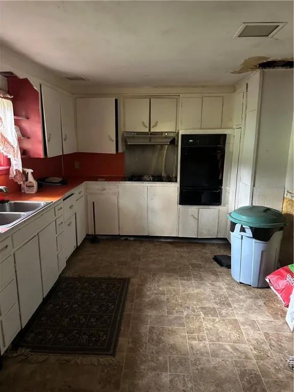 29 Butler Street, Oxford, New York 13830, Oxford, New York 13830, 5 Bedrooms Bedrooms, 11 Rooms Rooms,2 BathroomsBathrooms,Residential,Closed,29 Butler Street, Oxford, New York 13830,R1599888