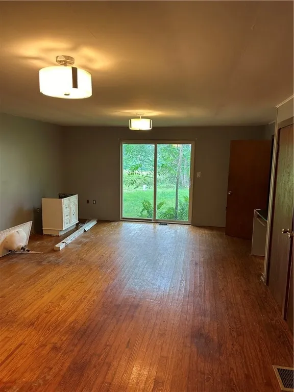 29 Butler Street, Oxford, New York 13830, Oxford, New York 13830, 5 Bedrooms Bedrooms, 11 Rooms Rooms,2 BathroomsBathrooms,Residential,Closed,29 Butler Street, Oxford, New York 13830,R1599888