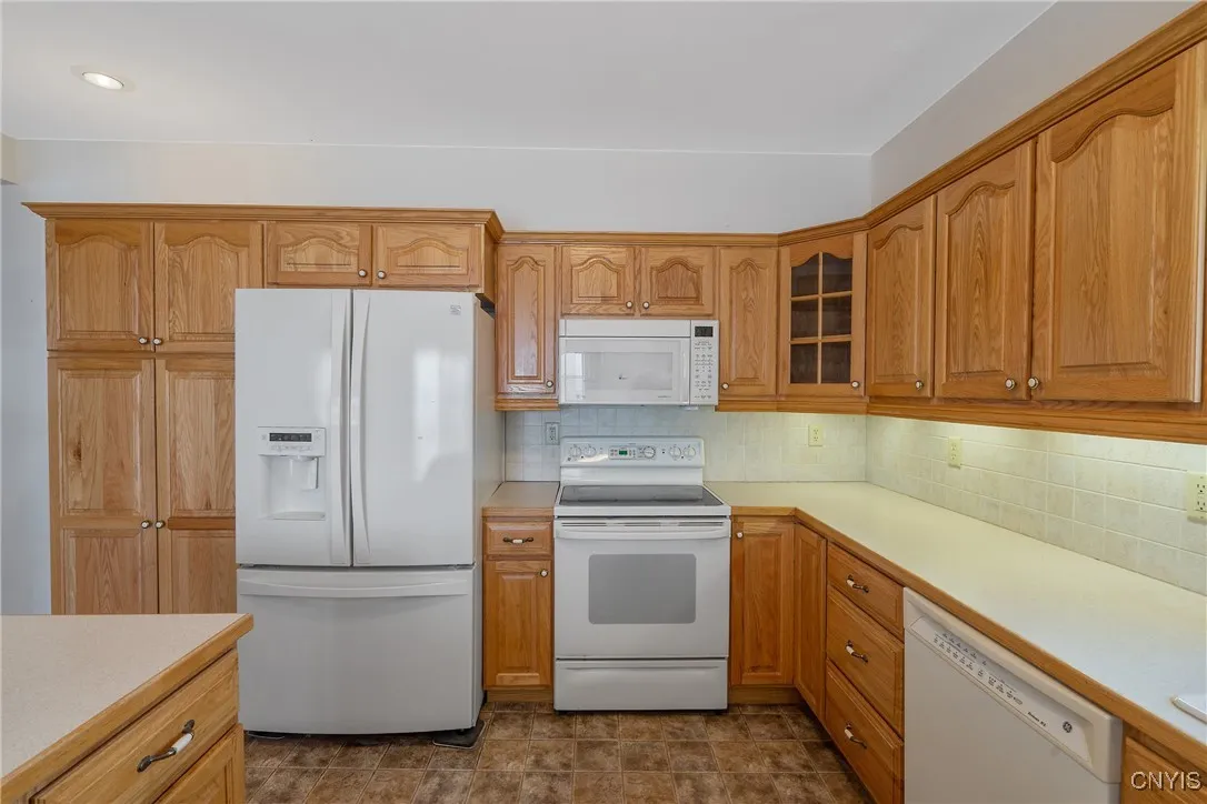 28 Wedgeworth Drive, West Monroe, New York 13167, West Monroe, New York 13167, 3 Bedrooms Bedrooms, 6 Rooms Rooms,2 BathroomsBathrooms,Residential,For Sale,28 Wedgeworth Drive, West Monroe, New York 13167,S1599750