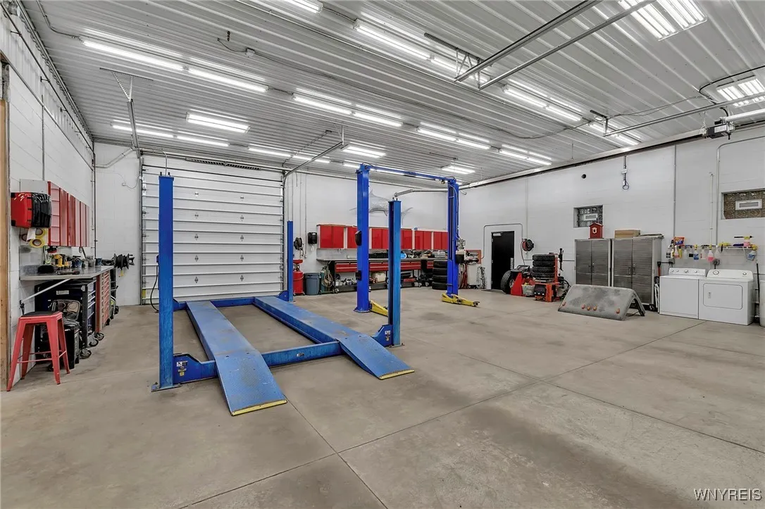 71 Cooper Avenue, Tonawanda-town, New York 14150, Tonawanda, New York 14150, ,Commercial Sale,Closed,71 Cooper Avenue, Tonawanda-town, New York 14150,0,B1599735