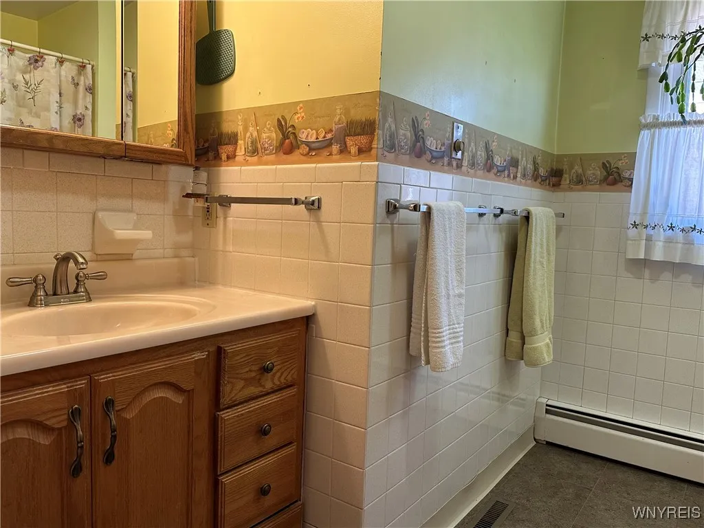 Main Bath
