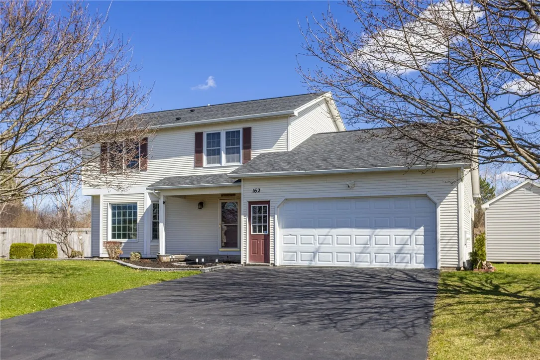 162 Chelsea Meadows Drive, Henrietta, New York 145, Henrietta, New York 14586, 4 Bedrooms Bedrooms, 9 Rooms Rooms,2 BathroomsBathrooms,Residential,Closed,162 Chelsea Meadows Drive, Henrietta, New York 145,0,R1599398