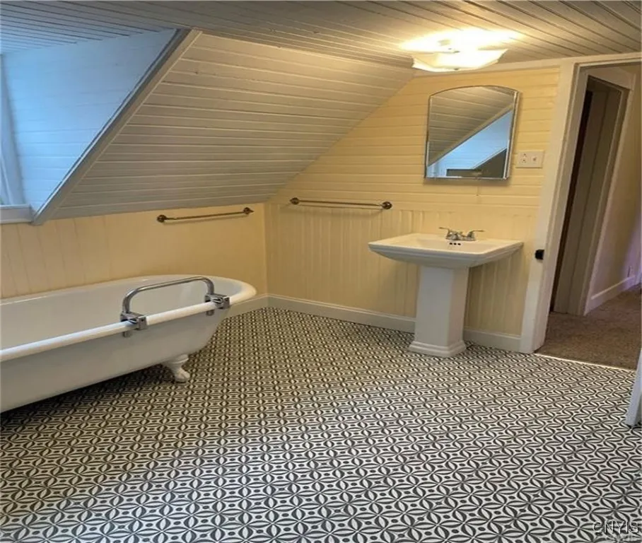 622 Fulton Street, Wilna, New York 13619, Wilna, New York 13619, 3 Bedrooms Bedrooms, 7 Rooms Rooms,2 BathroomsBathrooms,Residential,For Sale,622 Fulton Street, Wilna, New York 13619,0,S1600174