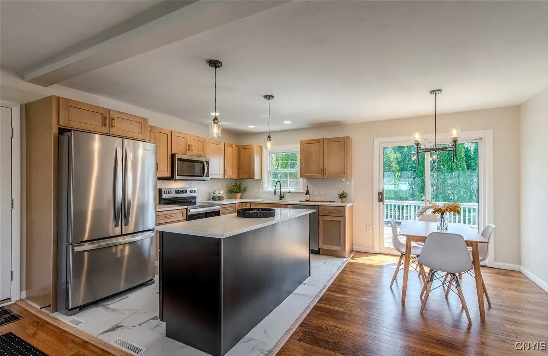 6 Kraft Drive, Deerfield, New York 13502, Deerfield, New York 13502, 4 Bedrooms Bedrooms, 8 Rooms Rooms,2 BathroomsBathrooms,Residential Lease,Closed,6 Kraft Drive, Deerfield, New York 13502,S1600053