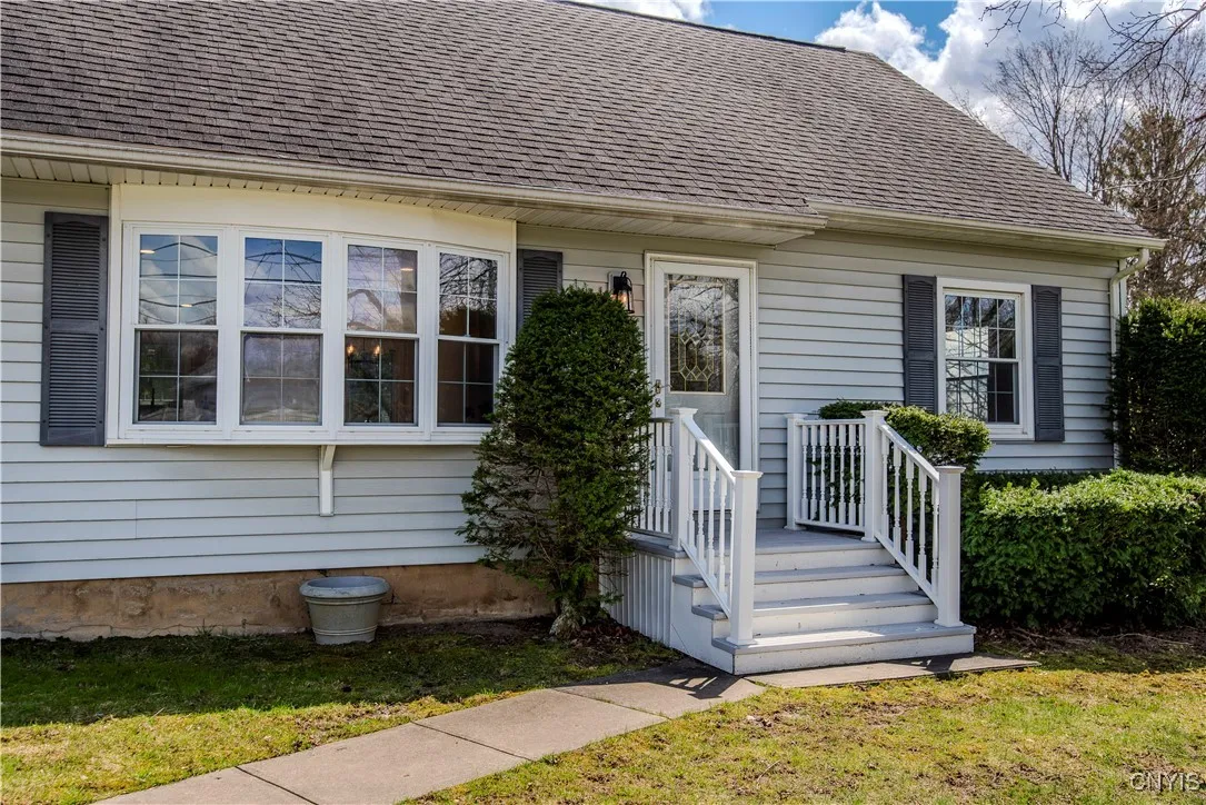 6 Kraft Drive, Deerfield, New York 13502, Deerfield, New York 13502, 4 Bedrooms Bedrooms, 8 Rooms Rooms,2 BathroomsBathrooms,Residential Lease,Closed,6 Kraft Drive, Deerfield, New York 13502,S1600053