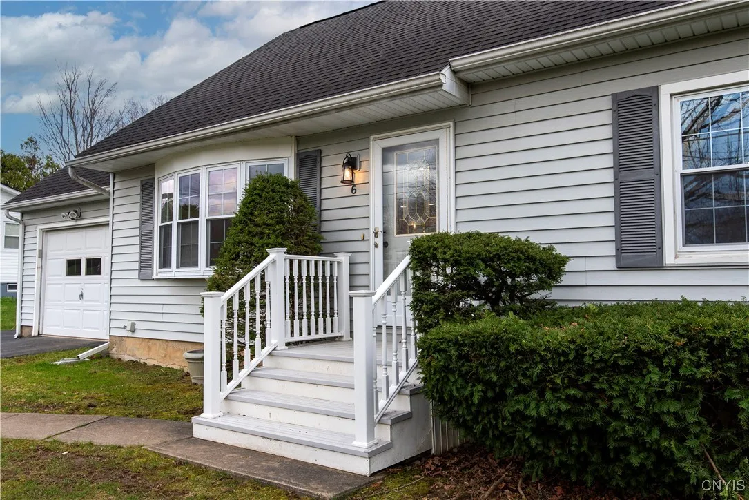 6 Kraft Drive, Deerfield, New York 13502, Deerfield, New York 13502, 4 Bedrooms Bedrooms, 8 Rooms Rooms,2 BathroomsBathrooms,Residential Lease,Closed,6 Kraft Drive, Deerfield, New York 13502,S1600053