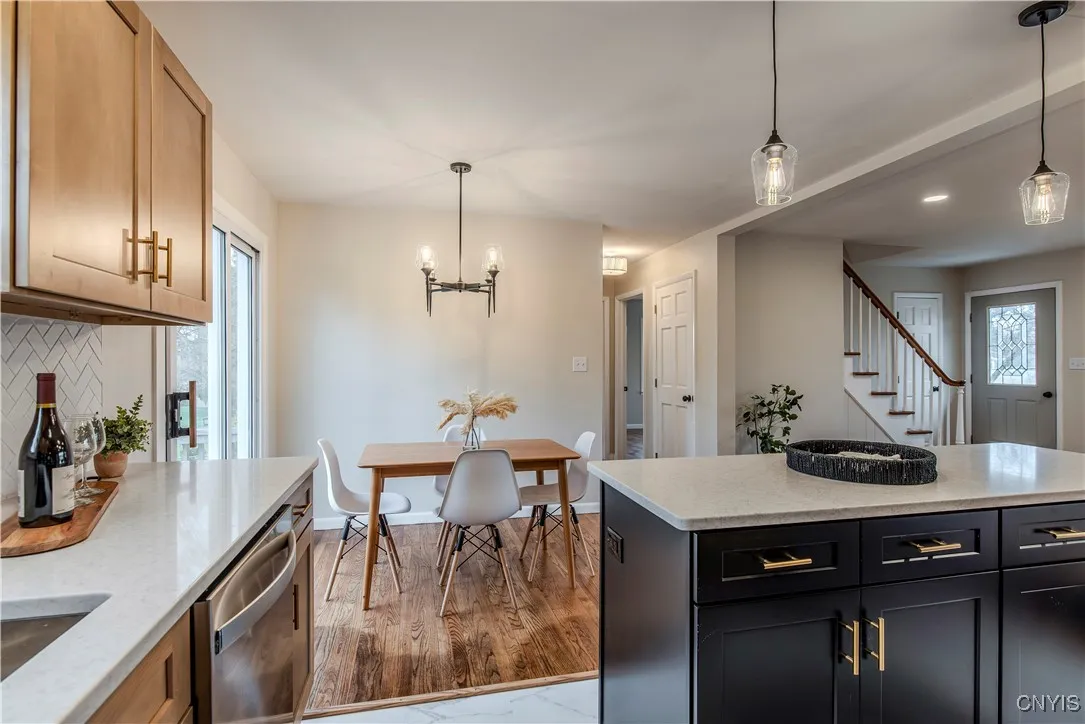 6 Kraft Drive, Deerfield, New York 13502, Deerfield, New York 13502, 4 Bedrooms Bedrooms, 8 Rooms Rooms,2 BathroomsBathrooms,Residential Lease,Closed,6 Kraft Drive, Deerfield, New York 13502,S1600053