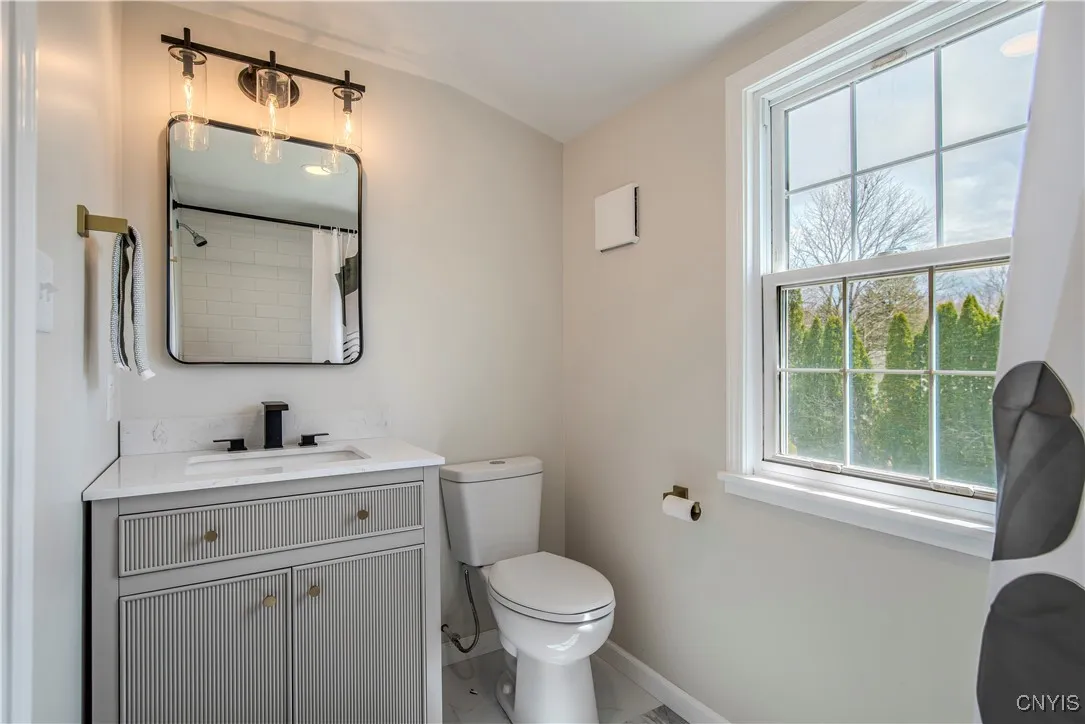 6 Kraft Drive, Deerfield, New York 13502, Deerfield, New York 13502, 4 Bedrooms Bedrooms, 8 Rooms Rooms,2 BathroomsBathrooms,Residential Lease,Closed,6 Kraft Drive, Deerfield, New York 13502,S1600053