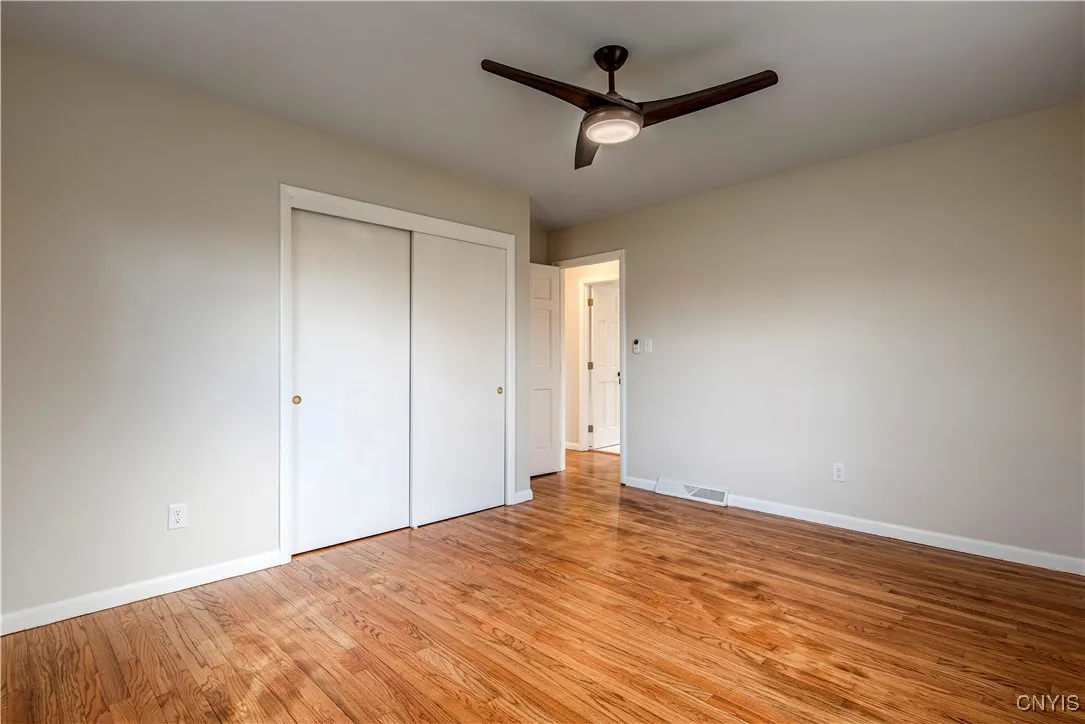 6 Kraft Drive, Deerfield, New York 13502, Deerfield, New York 13502, 4 Bedrooms Bedrooms, 8 Rooms Rooms,2 BathroomsBathrooms,Residential Lease,Closed,6 Kraft Drive, Deerfield, New York 13502,S1600053