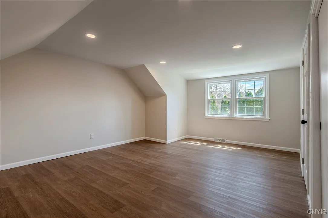 6 Kraft Drive, Deerfield, New York 13502, Deerfield, New York 13502, 4 Bedrooms Bedrooms, 8 Rooms Rooms,2 BathroomsBathrooms,Residential Lease,Closed,6 Kraft Drive, Deerfield, New York 13502,S1600053