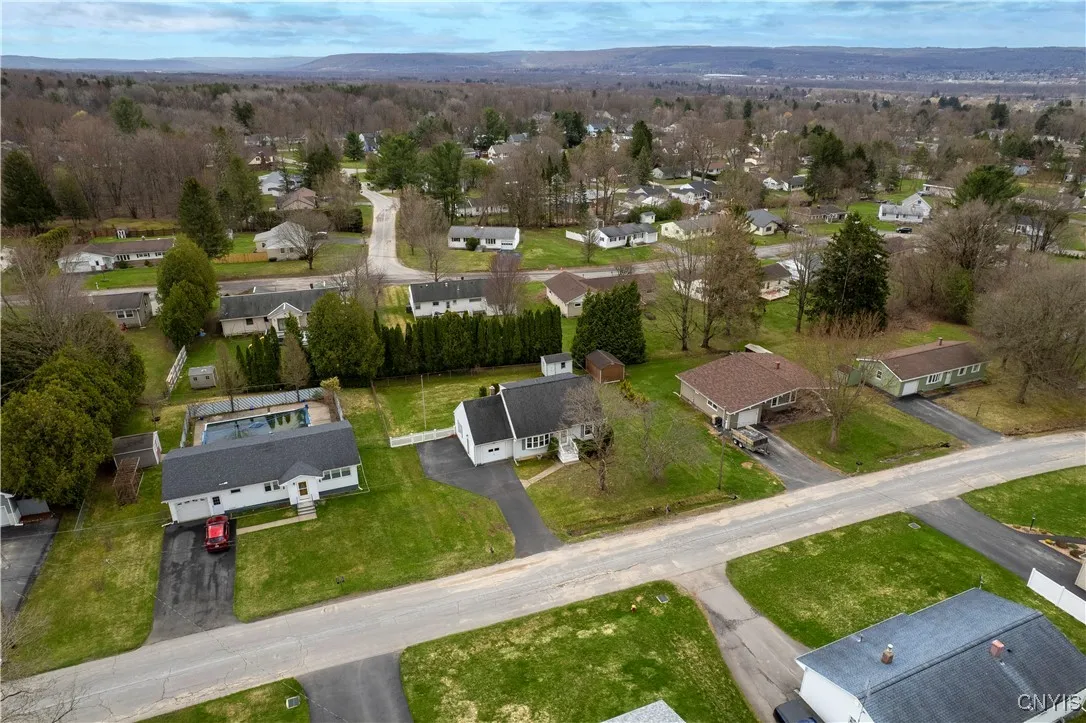 6 Kraft Drive, Deerfield, New York 13502, Deerfield, New York 13502, 4 Bedrooms Bedrooms, 8 Rooms Rooms,2 BathroomsBathrooms,Residential Lease,Closed,6 Kraft Drive, Deerfield, New York 13502,S1600053