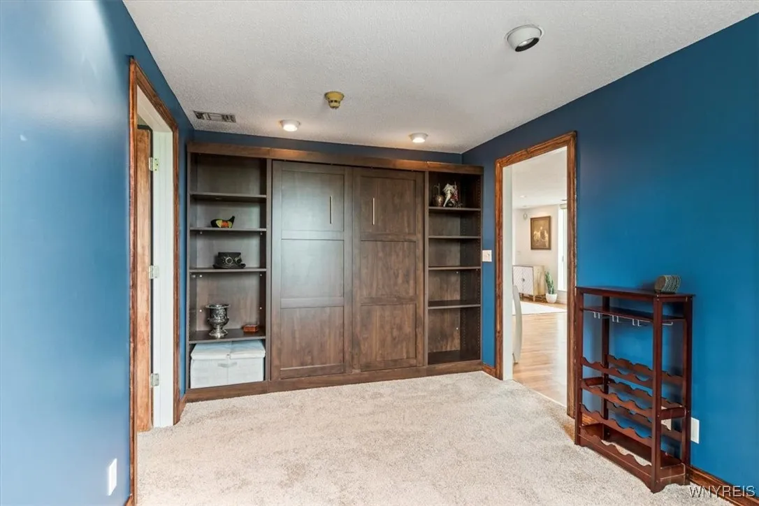 201 Admirals Walk Circle 201, Buffalo, New York 14, Buffalo, New York 14202, 1 Bedroom Bedrooms, 4 Rooms Rooms,2 BathroomsBathrooms,Residential,For Sale,201 Admirals Walk Circle 201, Buffalo, New York 14,B1597757