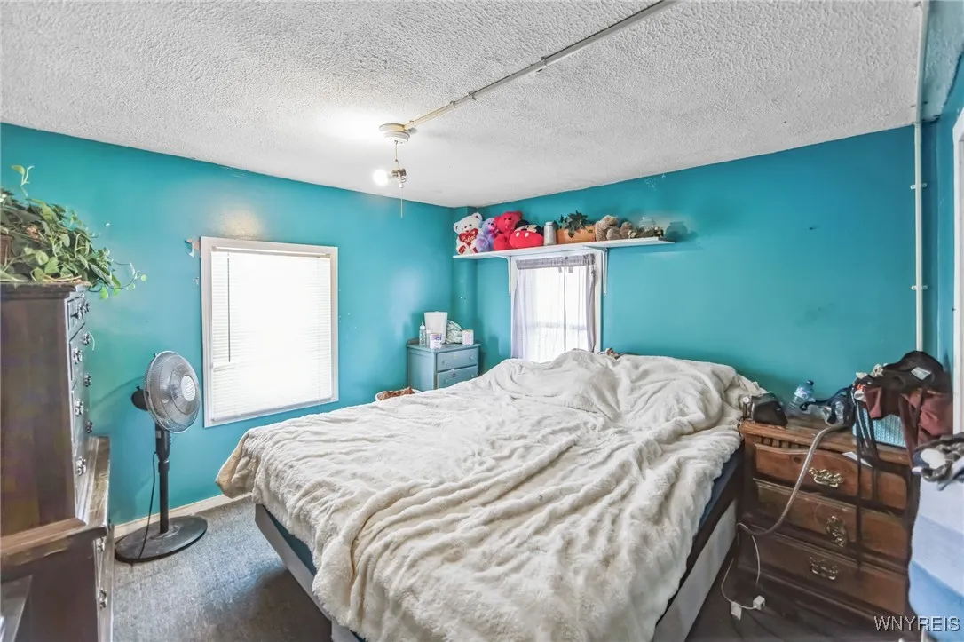 212 Lawrence Street, Rome-inside, New York 13440, Rome, New York 13440, 3 Bedrooms Bedrooms, 6 Rooms Rooms,1 BathroomBathrooms,Residential,Closed,212 Lawrence Street, Rome-inside, New York 13440,0,B1600269