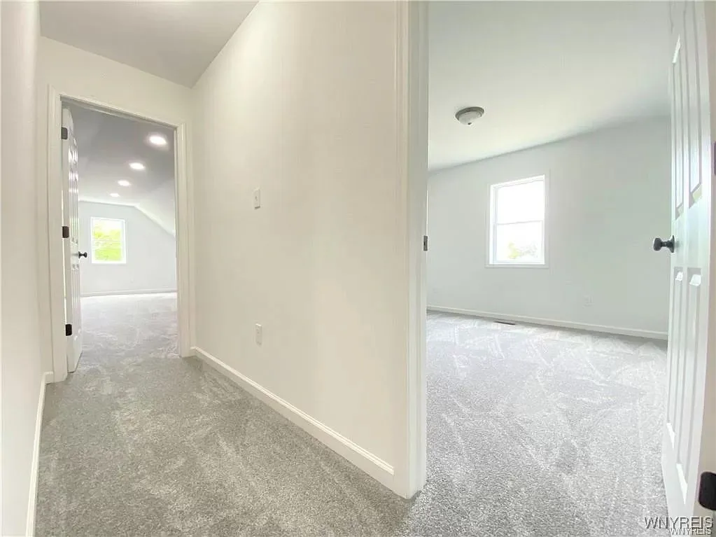 17 Two Rod Road, Alden, New York 14004, Alden, New York 14004, 4 Bedrooms Bedrooms, 8 Rooms Rooms,2 BathroomsBathrooms,Residential,Closed,17 Two Rod Road, Alden, New York 14004,0,B1600271