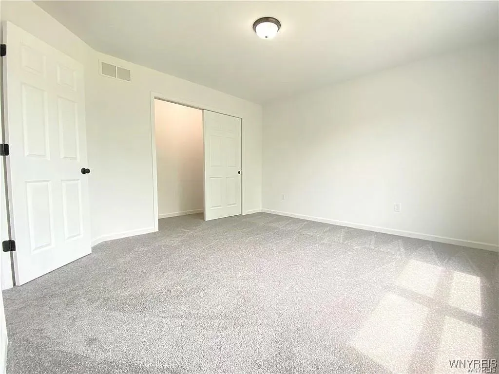 17 Two Rod Road, Alden, New York 14004, Alden, New York 14004, 4 Bedrooms Bedrooms, 8 Rooms Rooms,2 BathroomsBathrooms,Residential,Closed,17 Two Rod Road, Alden, New York 14004,0,B1600271