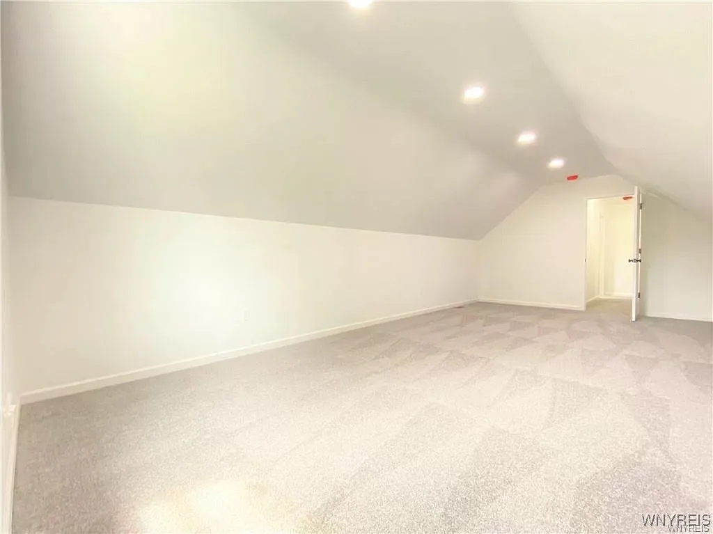 17 Two Rod Road, Alden, New York 14004, Alden, New York 14004, 4 Bedrooms Bedrooms, 8 Rooms Rooms,2 BathroomsBathrooms,Residential,Closed,17 Two Rod Road, Alden, New York 14004,0,B1600271