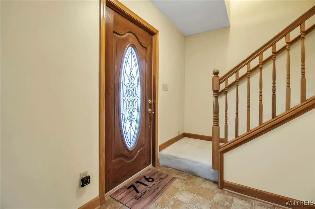 5704 Dover Road, Hamburg, New York 14085, Hamburg, New York 14085, 3 Bedrooms Bedrooms, 8 Rooms Rooms,2 BathroomsBathrooms,Residential,Closed,5704 Dover Road, Hamburg, New York 14085,0,B1599941