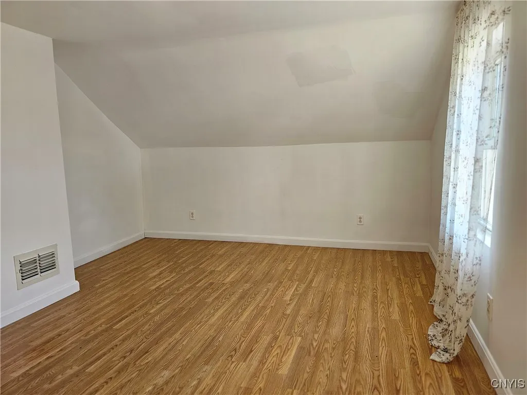 1567 West Street, Utica, New York 13501, Utica, New York 13501, 3 Bedrooms Bedrooms, 6 Rooms Rooms,1 BathroomBathrooms,Residential,For Sale,1567 West Street, Utica, New York 13501,0,S1600285