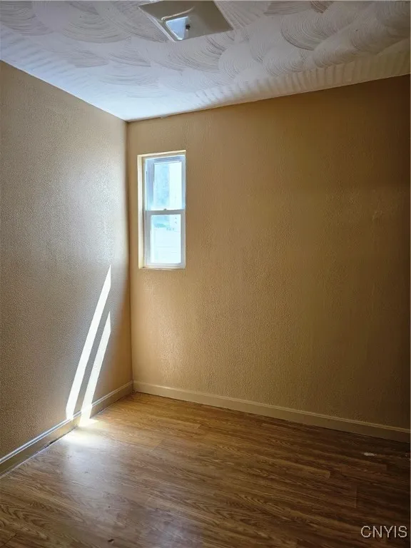 1567 West Street, Utica, New York 13501, Utica, New York 13501, 3 Bedrooms Bedrooms, 6 Rooms Rooms,1 BathroomBathrooms,Residential,For Sale,1567 West Street, Utica, New York 13501,0,S1600285