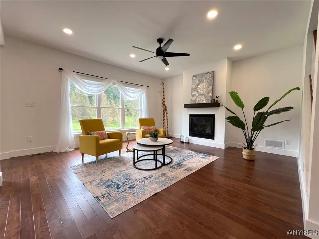 19 Two Rod Road, Alden, New York 14004, Alden, New York 14004, 4 Bedrooms Bedrooms, 7 Rooms Rooms,3 BathroomsBathrooms,Residential,Closed,19 Two Rod Road, Alden, New York 14004,0,B1600279