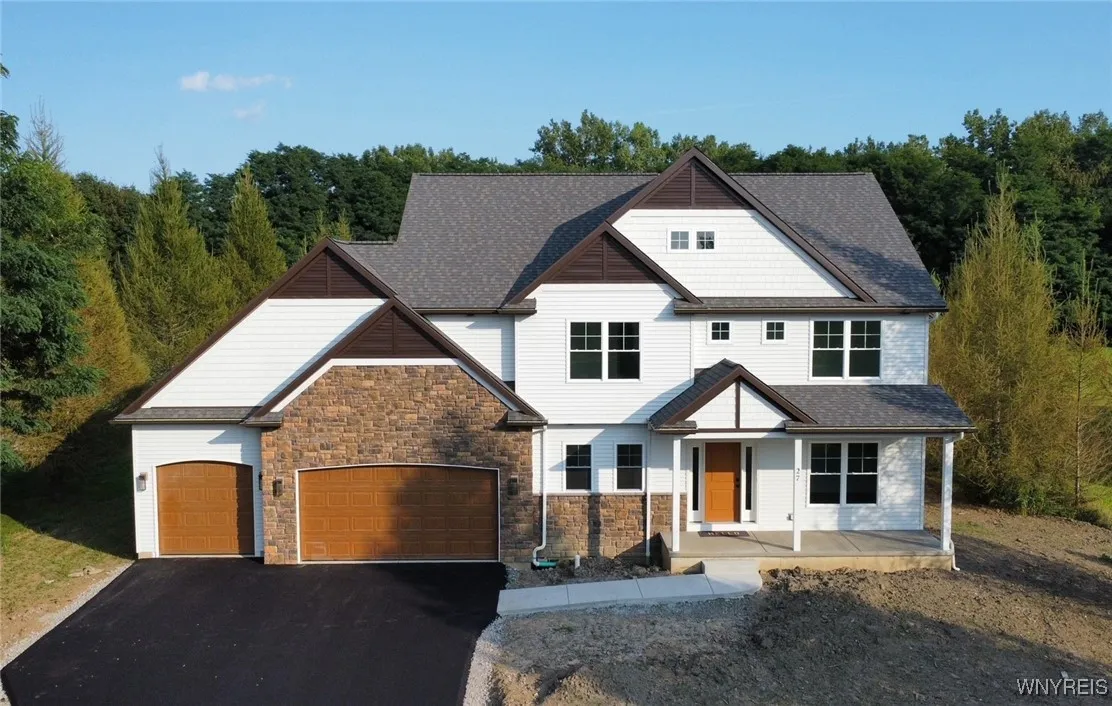 19 Two Rod Road, Alden, New York 14004, Alden, New York 14004, 4 Bedrooms Bedrooms, 7 Rooms Rooms,3 BathroomsBathrooms,Residential,Closed,19 Two Rod Road, Alden, New York 14004,0,B1600279