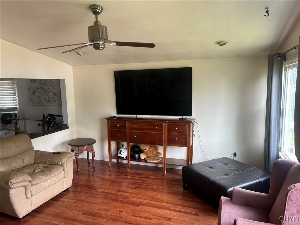 6178 Muskrat Bay Road, Cicero, New York 13029, Cicero, New York 13029, 3 Bedrooms Bedrooms, 6 Rooms Rooms,2 BathroomsBathrooms,Residential,For Sale,6178 Muskrat Bay Road, Cicero, New York 13029,S1600335