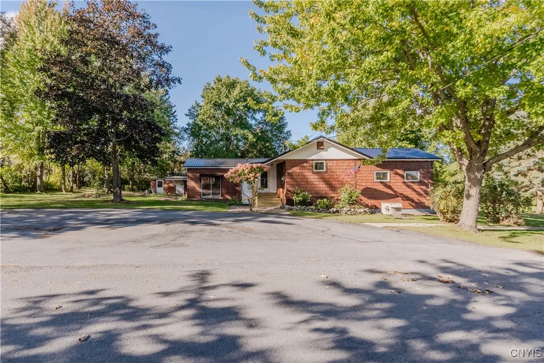 375 Centre Street, Cape Vincent, New York 13618, Cape Vincent, New York 13618, 3 Bedrooms Bedrooms, 8 Rooms Rooms,1 BathroomBathrooms,Residential,Closed,375 Centre Street, Cape Vincent, New York 13618,S1600424