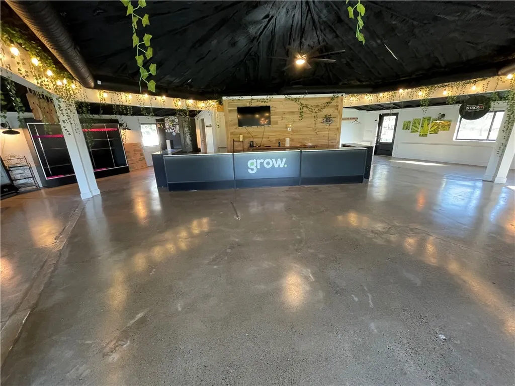 6669 W Main Rd, Lima, New York 14485, Lima, New York 14485, ,Commercial Lease,Closed,6669 W Main Rd, Lima, New York 14485,R1600447