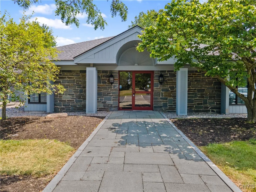5710 Commons Park, Dewitt, New York 13057, De Witt, New York 13057, ,Commercial Lease,For Rent,5710 Commons Park, Dewitt, New York 13057,S1597838