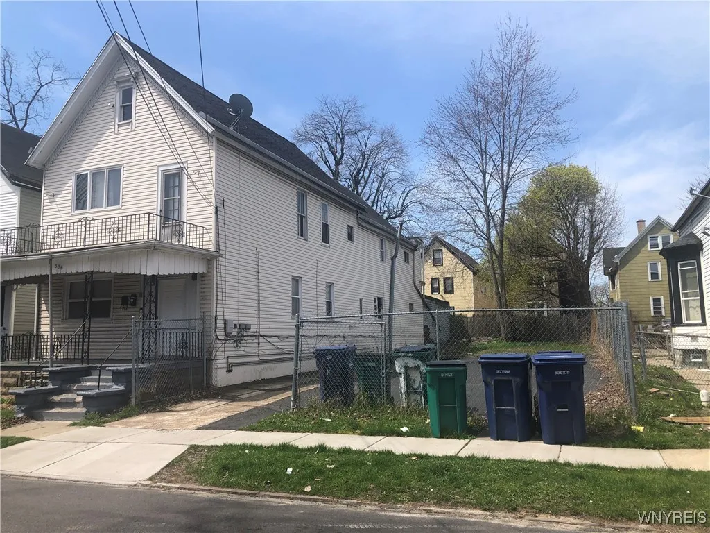 396 Guilford Street, Buffalo, New York 14211, Buffalo, New York 14211, 6 Bedrooms Bedrooms, ,3 BathroomsBathrooms,Residential,For Sale,396 Guilford Street, Buffalo, New York 14211,0,B1600418