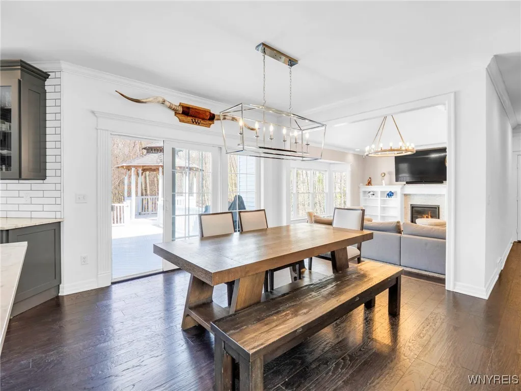 16 Woodstream, Orchard Park, New York 14127, Orchard Park, New York 14127, 5 Bedrooms Bedrooms, 13 Rooms Rooms,3 BathroomsBathrooms,Residential,For Sale,16 Woodstream, Orchard Park, New York 14127,B1598459