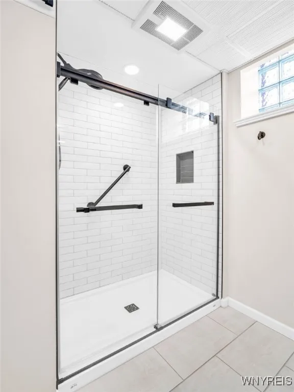 16 Woodstream, Orchard Park, New York 14127, Orchard Park, New York 14127, 5 Bedrooms Bedrooms, 13 Rooms Rooms,3 BathroomsBathrooms,Residential,For Sale,16 Woodstream, Orchard Park, New York 14127,B1598459