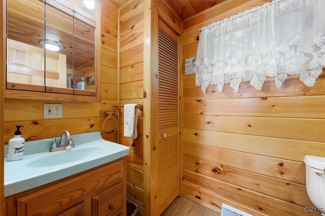 2 Shady Lane, Inlet, New York 13360, Inlet, New York 13360, 3 Bedrooms Bedrooms, 6 Rooms Rooms,1 BathroomBathrooms,Residential,For Sale,2 Shady Lane, Inlet, New York 13360,S1598791