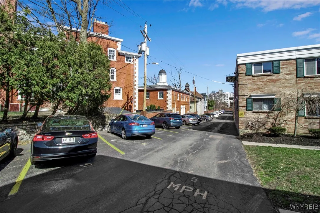 309 North Street 14, Buffalo, New York 14201, Buffalo, New York 14201, 2 Bedrooms Bedrooms, 4 Rooms Rooms,1 BathroomBathrooms,Residential,Closed,309 North Street 14, Buffalo, New York 14201,B1599797