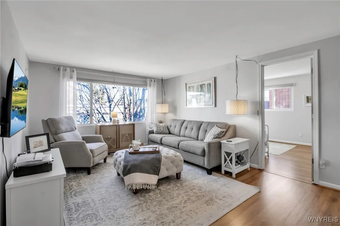 309 North Street 14, Buffalo, New York 14201, Buffalo, New York 14201, 2 Bedrooms Bedrooms, 4 Rooms Rooms,1 BathroomBathrooms,Residential,Closed,309 North Street 14, Buffalo, New York 14201,B1599797