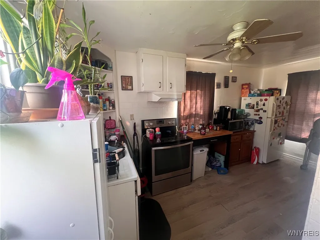 417 Hyde Park Boulevard, Niagara Falls, New York 1, Niagara Falls, New York 14303, 2 Bedrooms Bedrooms, 6 Rooms Rooms,1 BathroomBathrooms,Residential,For Sale,417 Hyde Park Boulevard, Niagara Falls, New York 1,B1600287