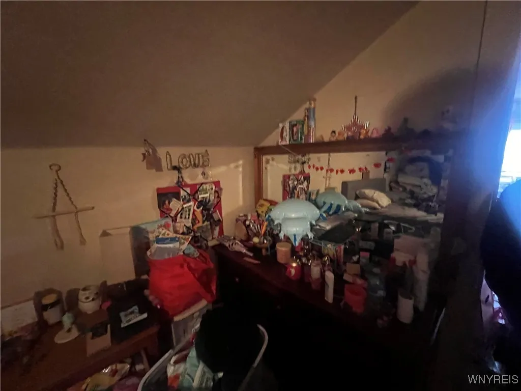 417 Hyde Park Boulevard, Niagara Falls, New York 1, Niagara Falls, New York 14303, 2 Bedrooms Bedrooms, 6 Rooms Rooms,1 BathroomBathrooms,Residential,For Sale,417 Hyde Park Boulevard, Niagara Falls, New York 1,B1600287