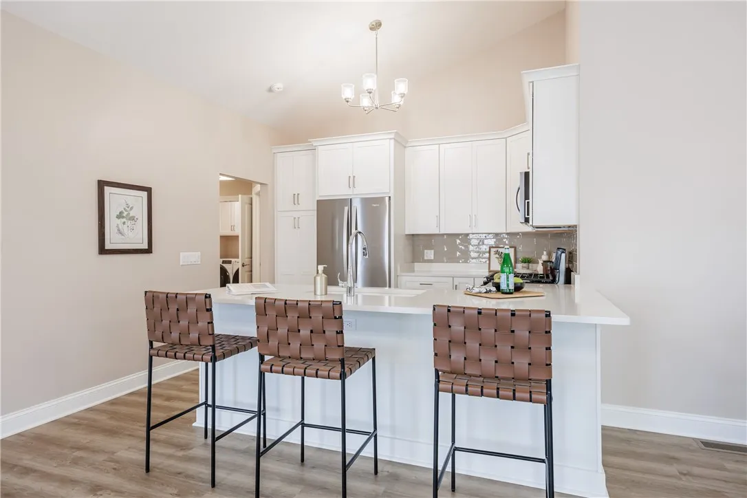 239 Bretlyn Circle, Brighton, New York 14618, Brighton, New York 14618, 3 Bedrooms Bedrooms, 8 Rooms Rooms,3 BathroomsBathrooms,Residential,For Sale,239 Bretlyn Circle, Brighton, New York 14618,R1595342