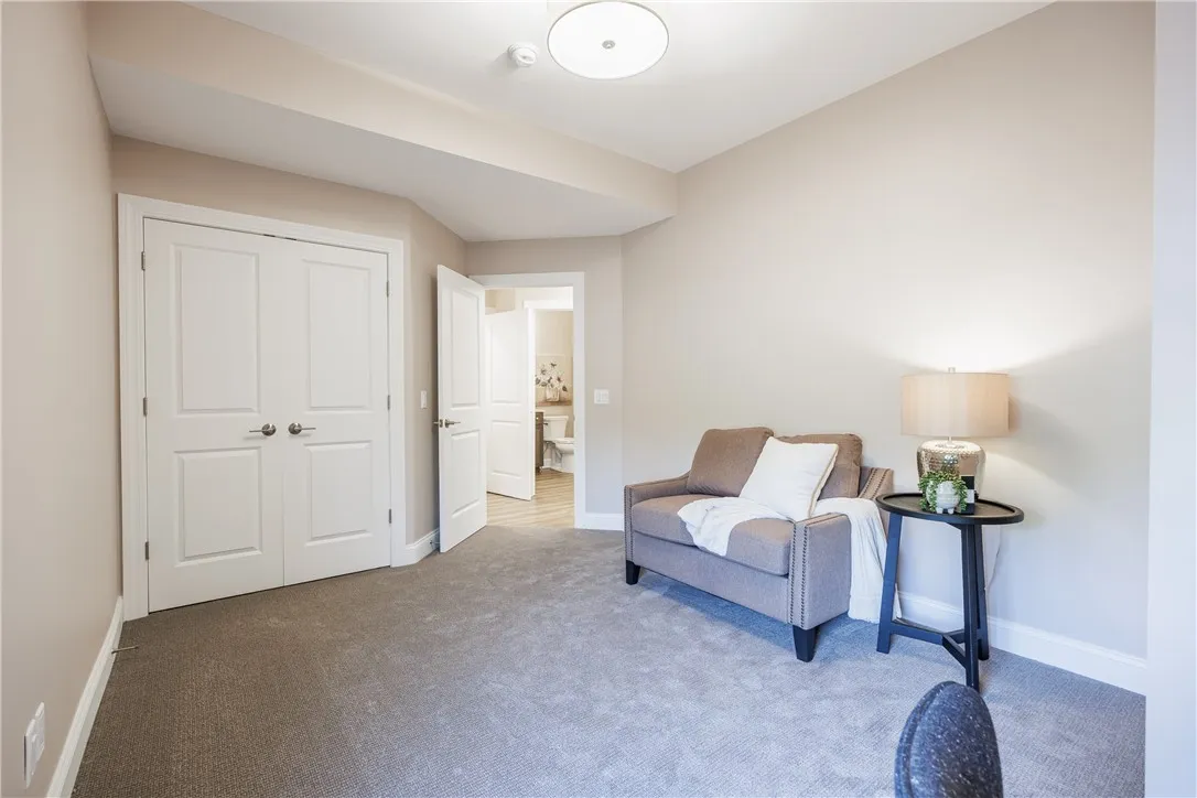 239 Bretlyn Circle, Brighton, New York 14618, Brighton, New York 14618, 3 Bedrooms Bedrooms, 8 Rooms Rooms,3 BathroomsBathrooms,Residential,For Sale,239 Bretlyn Circle, Brighton, New York 14618,R1595342