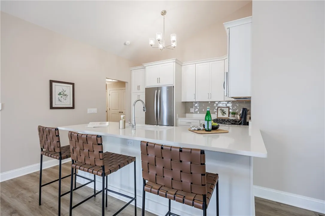 239 Bretlyn Circle, Brighton, New York 14618, Brighton, New York 14618, 3 Bedrooms Bedrooms, 8 Rooms Rooms,3 BathroomsBathrooms,Residential,For Sale,239 Bretlyn Circle, Brighton, New York 14618,R1595342