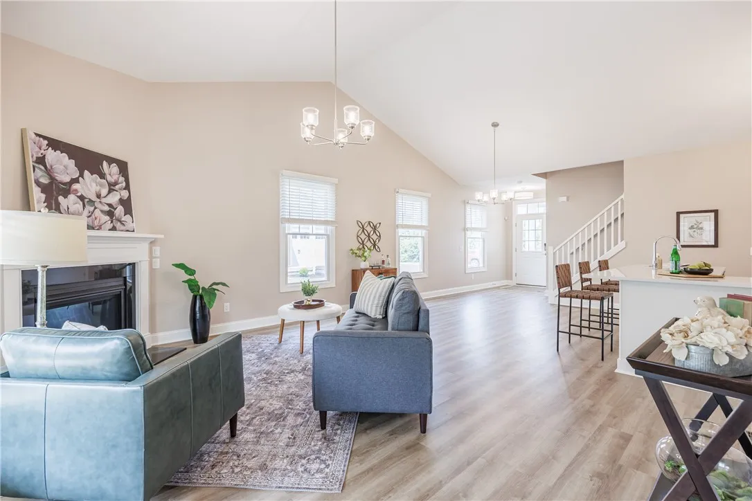 239 Bretlyn Circle, Brighton, New York 14618, Brighton, New York 14618, 3 Bedrooms Bedrooms, 8 Rooms Rooms,3 BathroomsBathrooms,Residential,For Sale,239 Bretlyn Circle, Brighton, New York 14618,R1595342