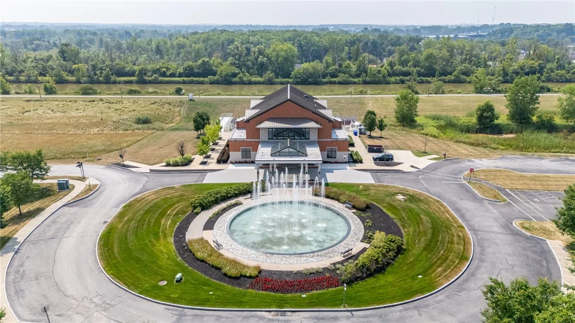239 Bretlyn Circle, Brighton, New York 14618, Brighton, New York 14618, 3 Bedrooms Bedrooms, 8 Rooms Rooms,3 BathroomsBathrooms,Residential,For Sale,239 Bretlyn Circle, Brighton, New York 14618,R1595342