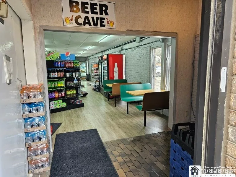 101 West 4th Street, Jamestown, New York 14701, Jamestown, New York 14701, ,Commercial Sale,For Sale,101 West 4th Street, Jamestown, New York 14701,0,R1600491