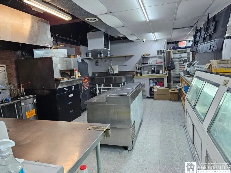 101 West 4th Street, Jamestown, New York 14701, Jamestown, New York 14701, ,Commercial Sale,For Sale,101 West 4th Street, Jamestown, New York 14701,0,R1600491