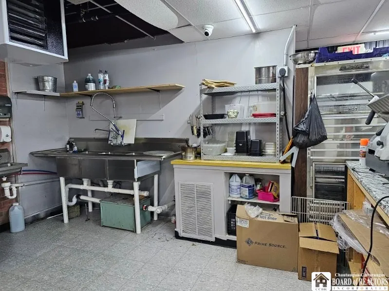 101 West 4th Street, Jamestown, New York 14701, Jamestown, New York 14701, ,Commercial Sale,For Sale,101 West 4th Street, Jamestown, New York 14701,0,R1600491