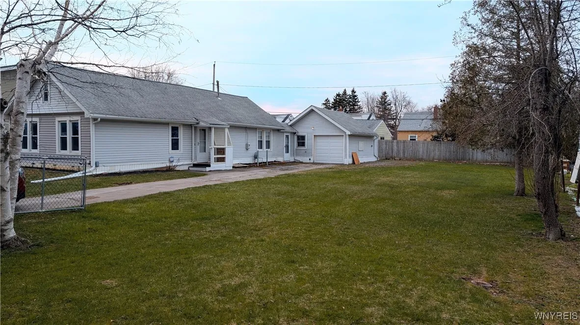 3097 Seaford, Hamburg, New York 14075, Hamburg, New York 14075, 3 Bedrooms Bedrooms, 5 Rooms Rooms,1 BathroomBathrooms,Residential,Closed,3097 Seaford, Hamburg, New York 14075,0,B1600535