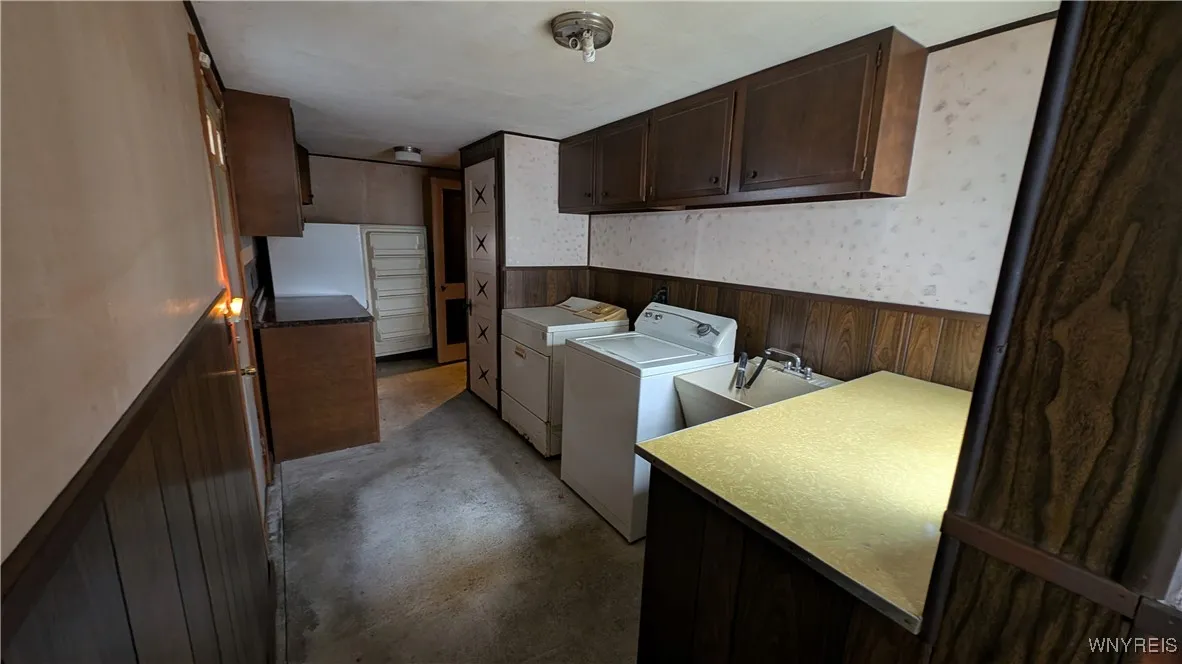 3097 Seaford, Hamburg, New York 14075, Hamburg, New York 14075, 3 Bedrooms Bedrooms, 5 Rooms Rooms,1 BathroomBathrooms,Residential,Closed,3097 Seaford, Hamburg, New York 14075,0,B1600535