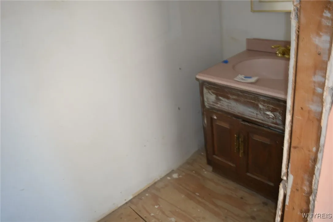 2386 Main Street, Collins, New York 14034, Collins, New York 14034, 3 Bedrooms Bedrooms, 6 Rooms Rooms,1 BathroomBathrooms,Residential,For Sale,2386 Main Street, Collins, New York 14034,B1600633