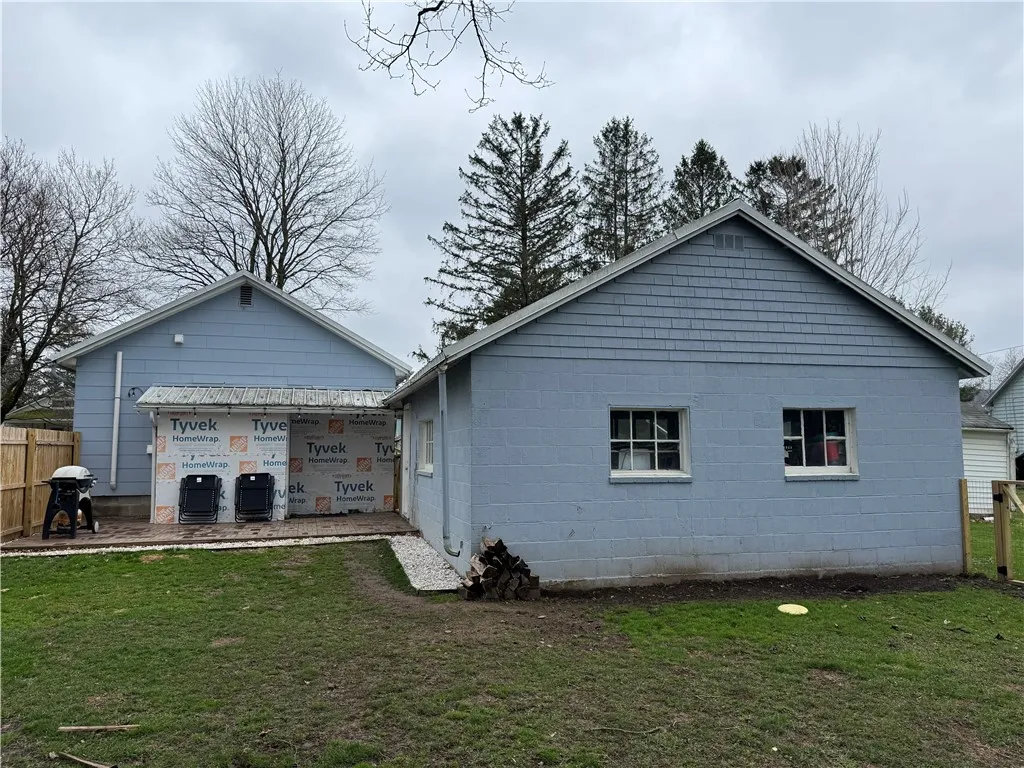 2890 Valencia Avenue, Wellsville, New York 14895, Wellsville, New York 14895, 2 Bedrooms Bedrooms, 6 Rooms Rooms,1 BathroomBathrooms,Residential,Closed,2890 Valencia Avenue, Wellsville, New York 14895,0,R1600611