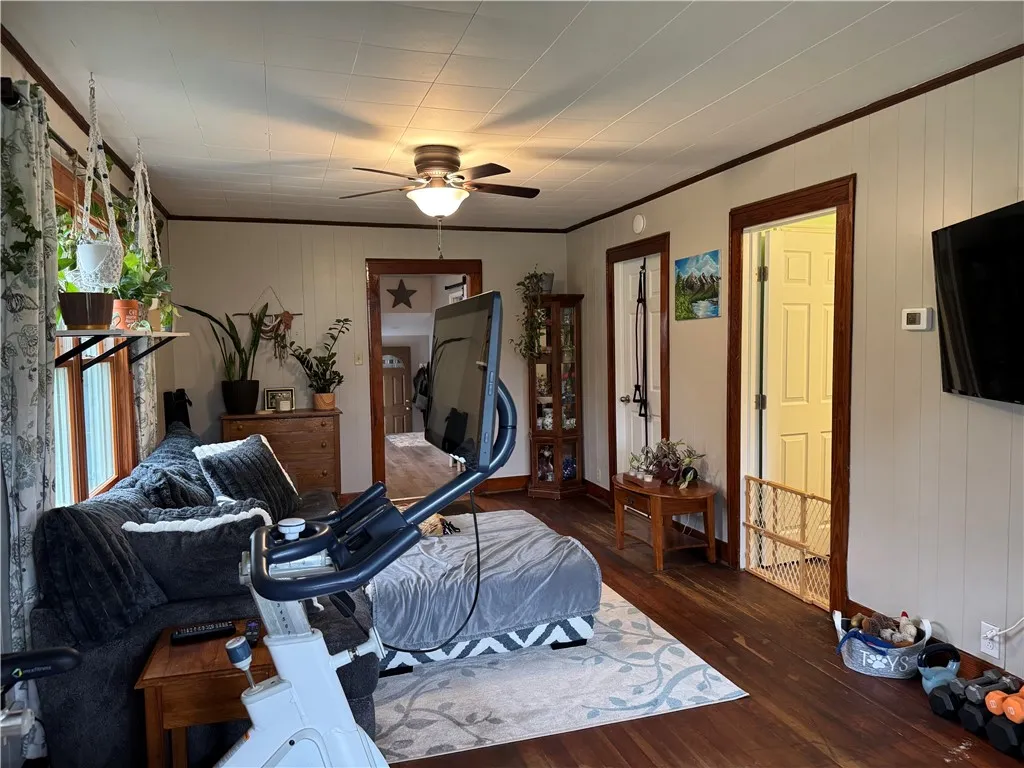 2890 Valencia Avenue, Wellsville, New York 14895, Wellsville, New York 14895, 2 Bedrooms Bedrooms, 6 Rooms Rooms,1 BathroomBathrooms,Residential,Closed,2890 Valencia Avenue, Wellsville, New York 14895,0,R1600611